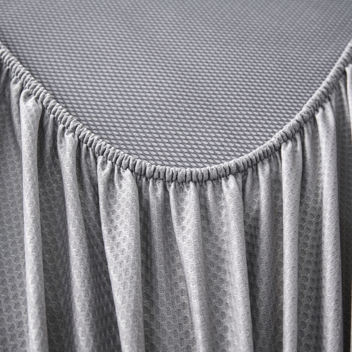 91家纺网 家纺一手货源 找家纺 雅诗帛 2026新款提花PE凉感冰丝席三件套 风景-床笠灰