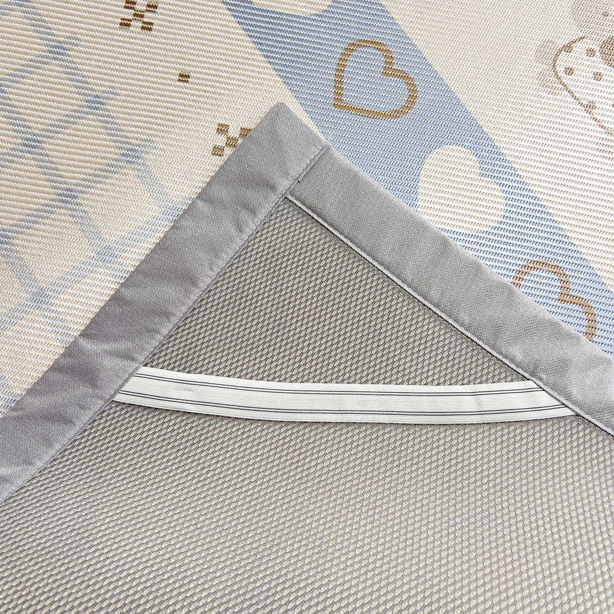 91家纺网 家纺一手货源 找家纺 川悦生活 2026新款时尚数码印花冰藤席 费尔岛小狗