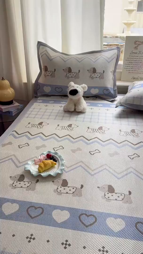 91家纺网 家纺一手货源 找家纺 川悦生活 2026新款时尚数码印花冰藤席 费尔岛小狗