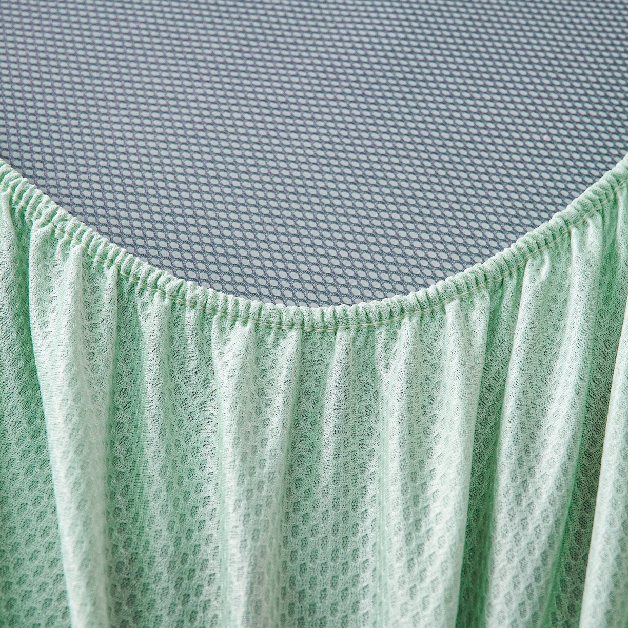 91家纺网 家纺一手货源 找家纺 雅诗帛 2026新款提花PE凉感冰丝席三件套 风景-床笠绿