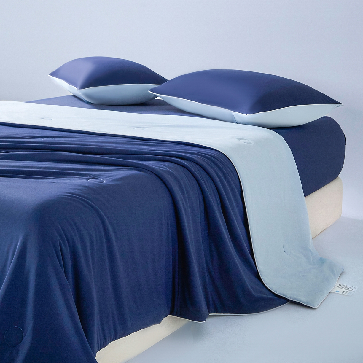 91家纺网 家纺一手货源 找家纺 寐眠 2026新款凉感纯色双拼夏被夏凉被空调被-风格一 墨兰冰糯