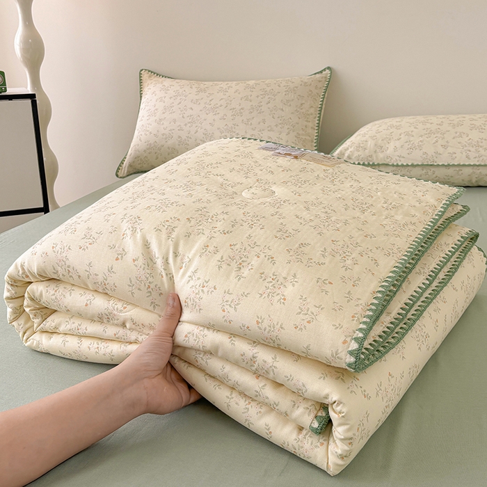 91家纺网 家纺一手货源 找家纺 爱她美家纺 2026新款A类全棉有氧双层纱大豆夏被夏凉被空调被四件套 春意