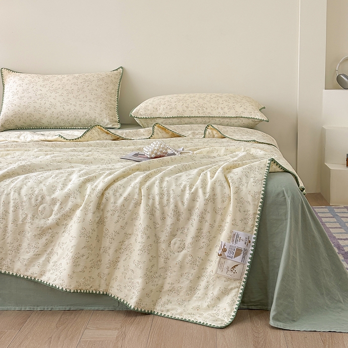 91家纺网 家纺一手货源 找家纺 爱她美家纺 2026新款A类全棉有氧双层纱大豆夏被夏凉被空调被四件套 春意