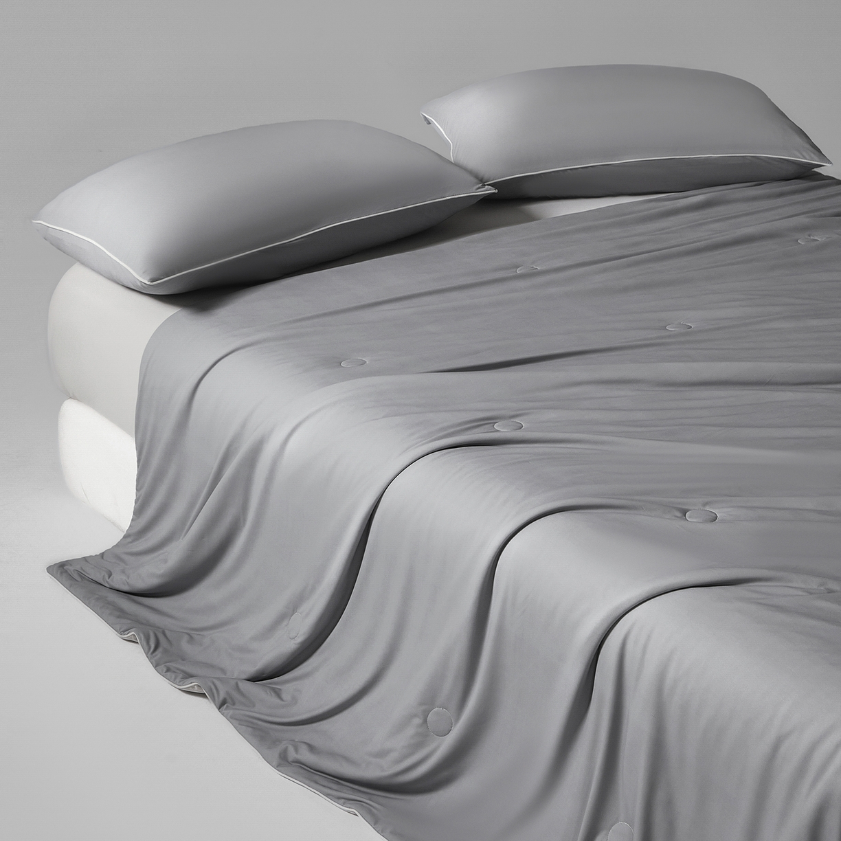 91家纺网 家纺一手货源 找家纺 寐眠 2026新款凉感纯色双拼夏被夏凉被空调被-风格一 暮灰静凉