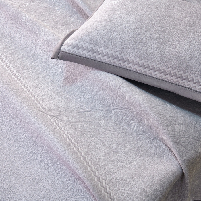 91家纺网 家纺一手货源 找家纺 雅诗帛 2026新款提花PE凉感冰丝席三件套 木兰-直角灰