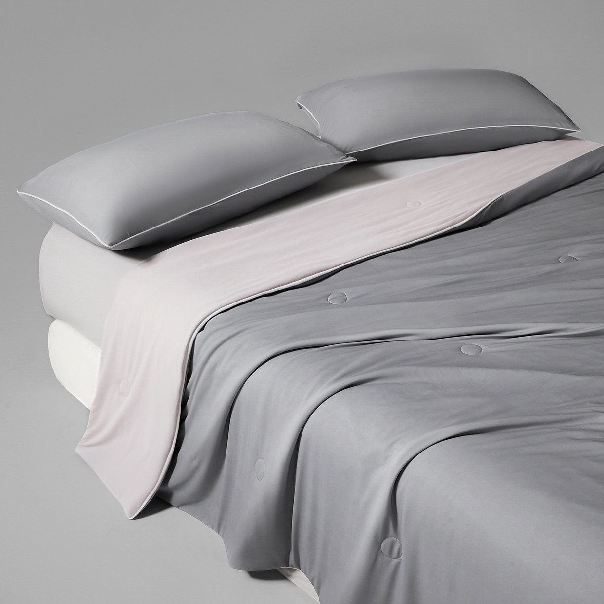 91家纺网 家纺一手货源 找家纺 寐眠 2026新款凉感纯色双拼夏被夏凉被空调被-风格一 暮灰静凉