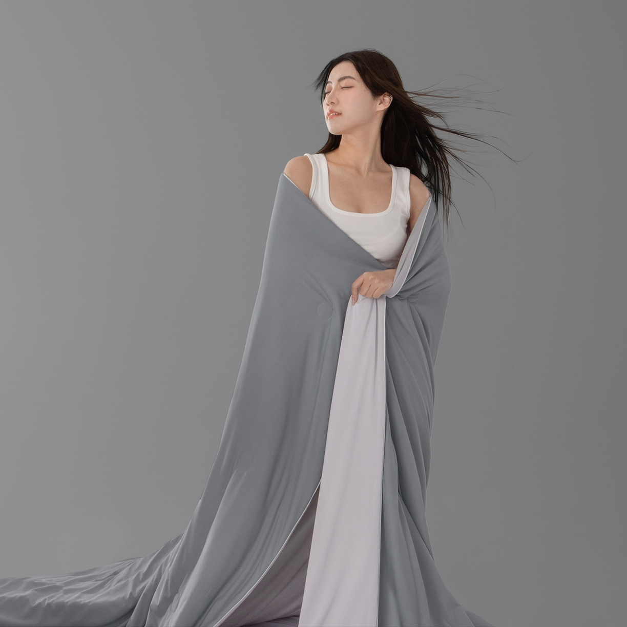 91家纺网 家纺一手货源 找家纺 寐眠 2026新款凉感纯色双拼夏被夏凉被空调被-风格一 暮灰静凉