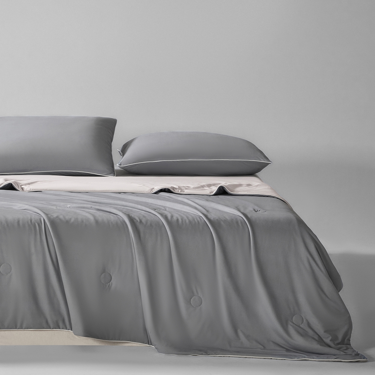 91家纺网 家纺一手货源 找家纺 寐眠 2026新款凉感纯色双拼夏被夏凉被空调被-风格一 暮灰静凉