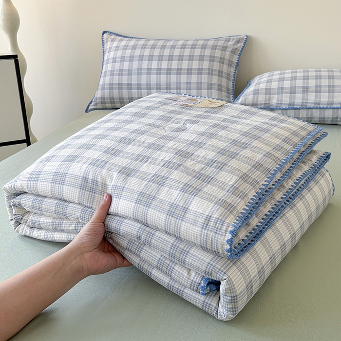 91家纺网 家纺一手货源 找家纺 爱她美家纺 2026新款A类全棉有氧双层纱大豆夏被夏凉被空调被四件套 格调-兰