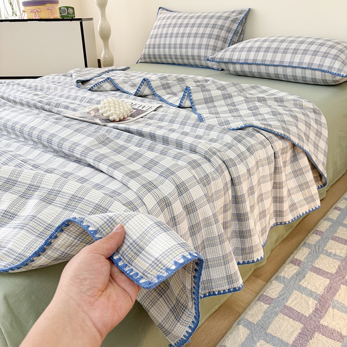 91家纺网 家纺一手货源 找家纺 爱她美家纺 2026新款A类全棉有氧双层纱大豆夏被夏凉被空调被四件套 格调-兰