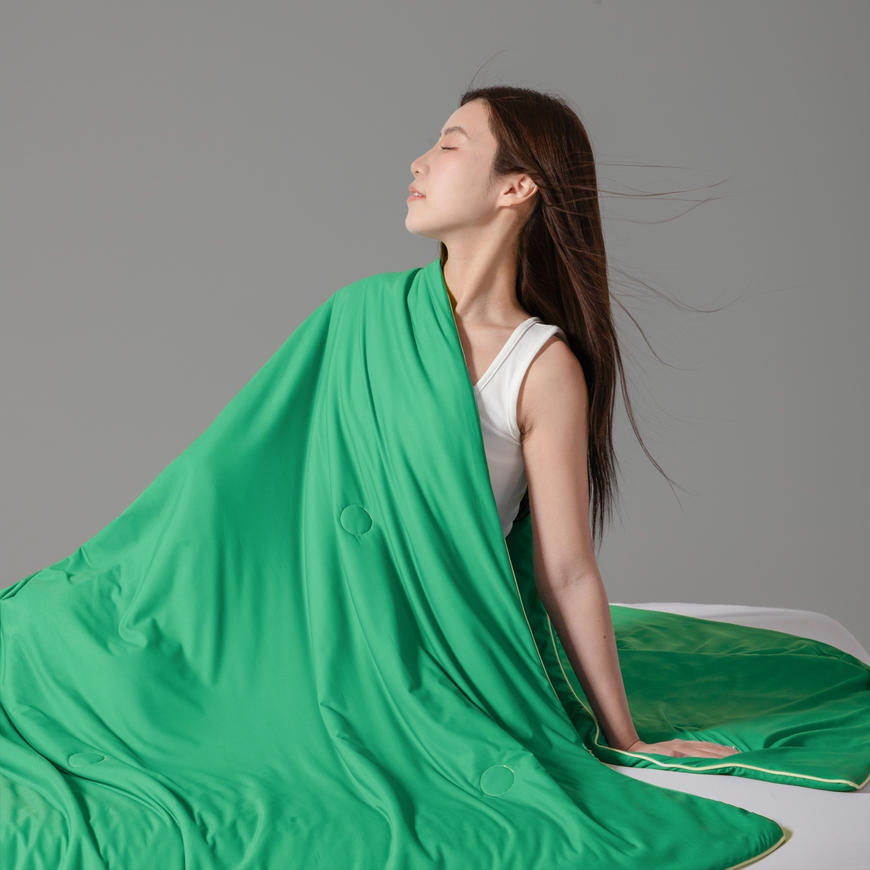 91家纺网 家纺一手货源 找家纺 寐眠 2026新款凉感纯色双拼夏被夏凉被空调被-风格一 柠绿冰萃