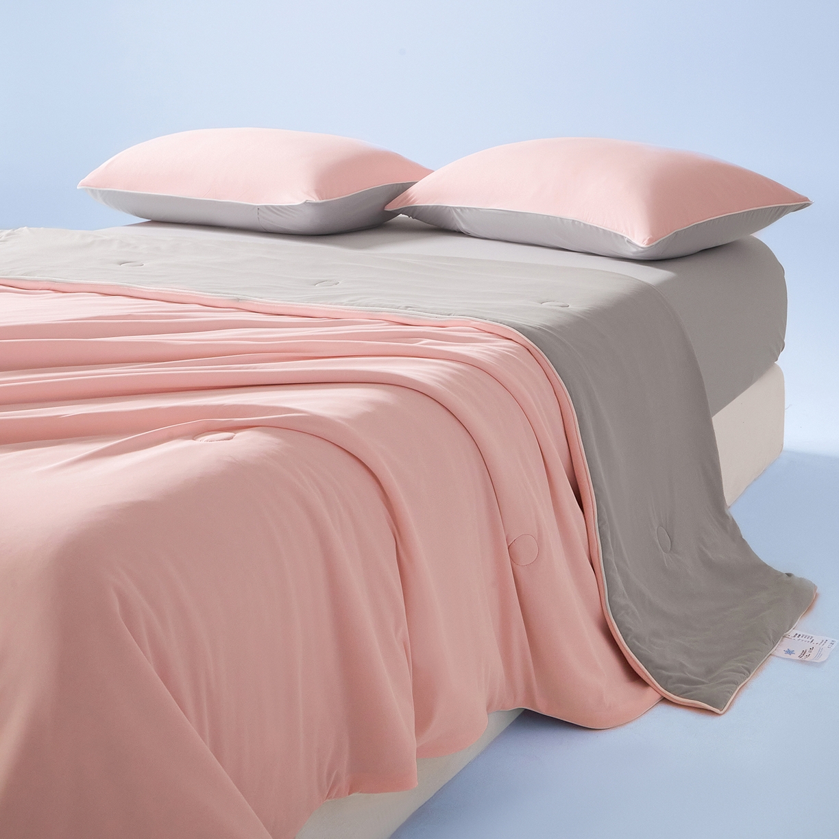 91家纺网 家纺一手货源 找家纺 寐眠 2026新款凉感纯色双拼夏被夏凉被空调被-风格一 桃桃凉夏