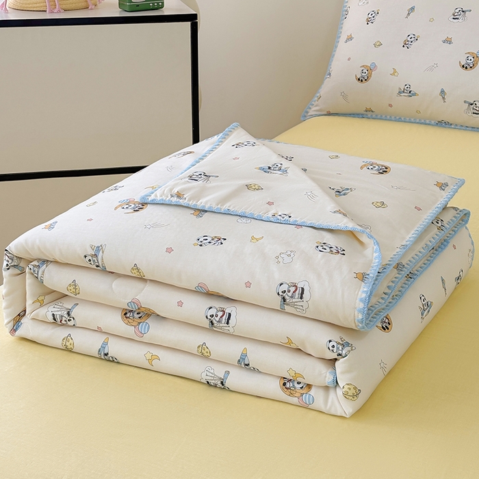 91家纺网 家纺一手货源 找家纺 爱她美家纺 2026新款A类全棉有氧双层纱大豆夏被夏凉被空调被四件套 太空熊猫-米