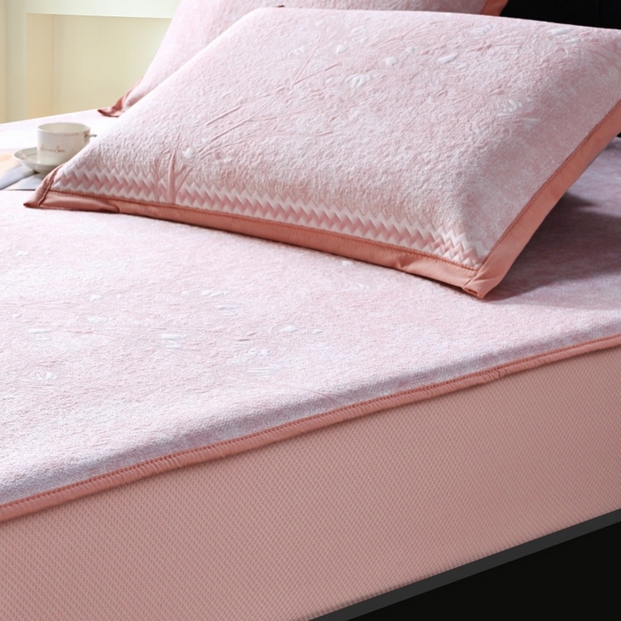 91家纺网 家纺一手货源 找家纺 雅诗帛 2026新款提花PE凉感冰丝席三件套 木兰-床笠粉