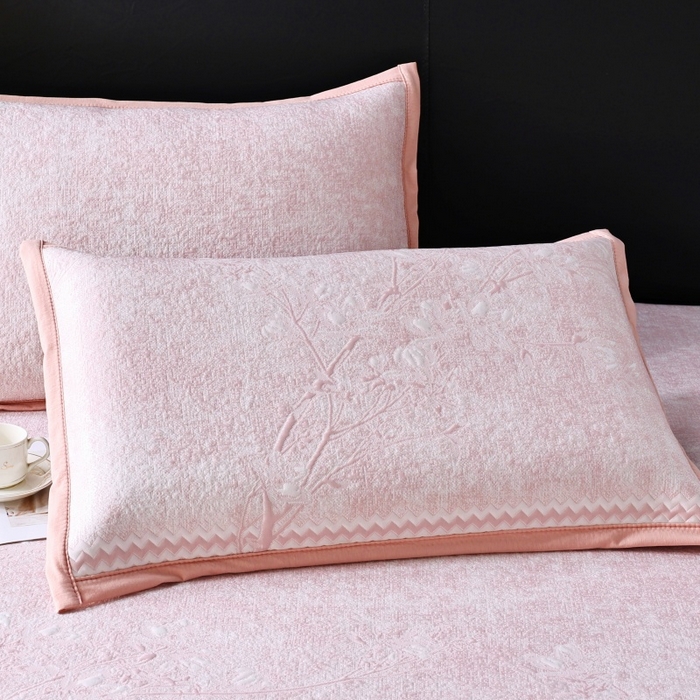 91家纺网 家纺一手货源 找家纺 雅诗帛 2026新款提花PE凉感冰丝席三件套 木兰-床笠粉