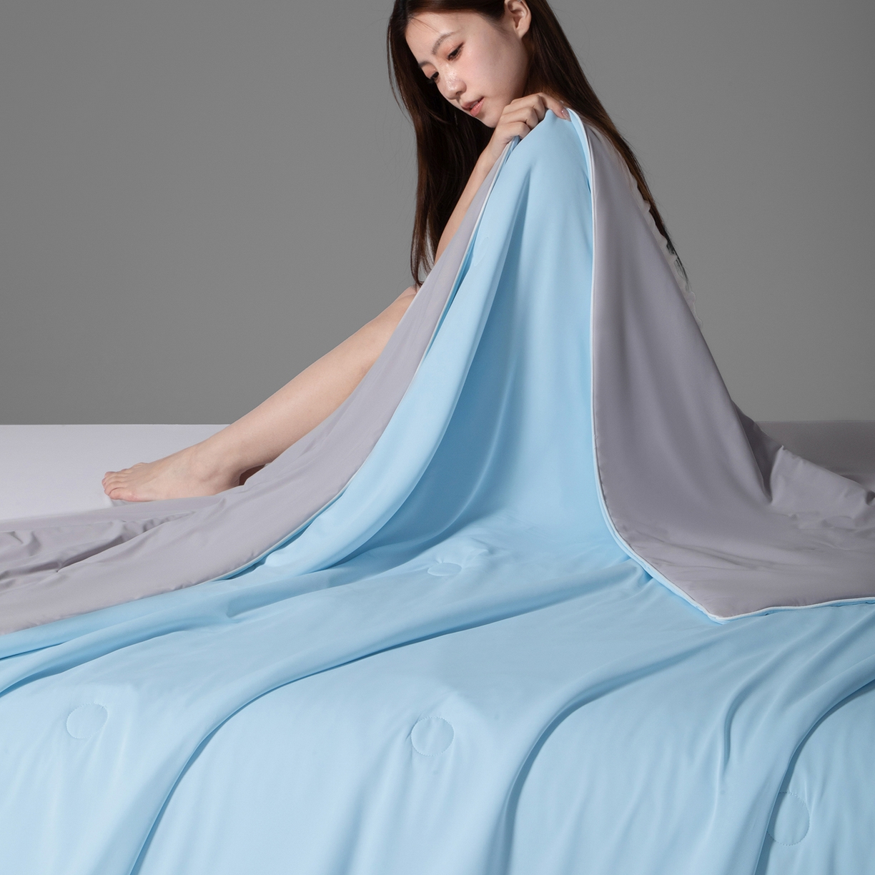91家纺网 家纺一手货源 找家纺 寐眠 2026新款凉感纯色双拼夏被夏凉被空调被-风格一 云屿冰蓝