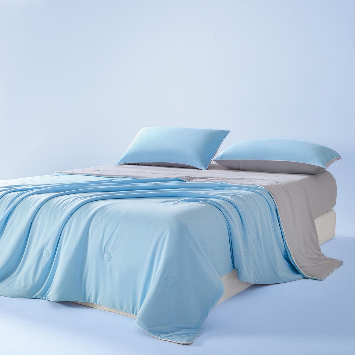 91家纺网 家纺一手货源 找家纺 寐眠 2026新款凉感纯色双拼夏被夏凉被空调被-风格一 云屿冰蓝