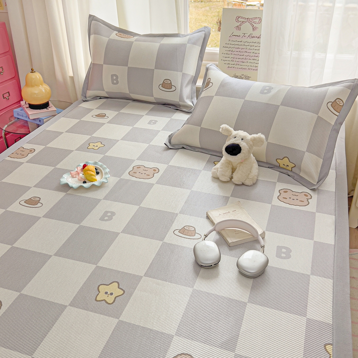 91家纺网 家纺一手货源 找家纺 川悦生活 2026新款时尚数码印花冰藤席 凉夏奶熊