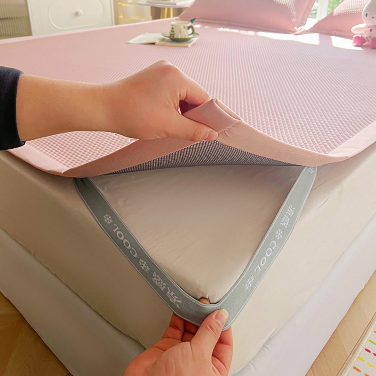 91家纺网 家纺一手货源 找家纺 （总）女子家纺 2026新款A类乙纶冰豆豆凉感席绣花席-憨憨熊系列