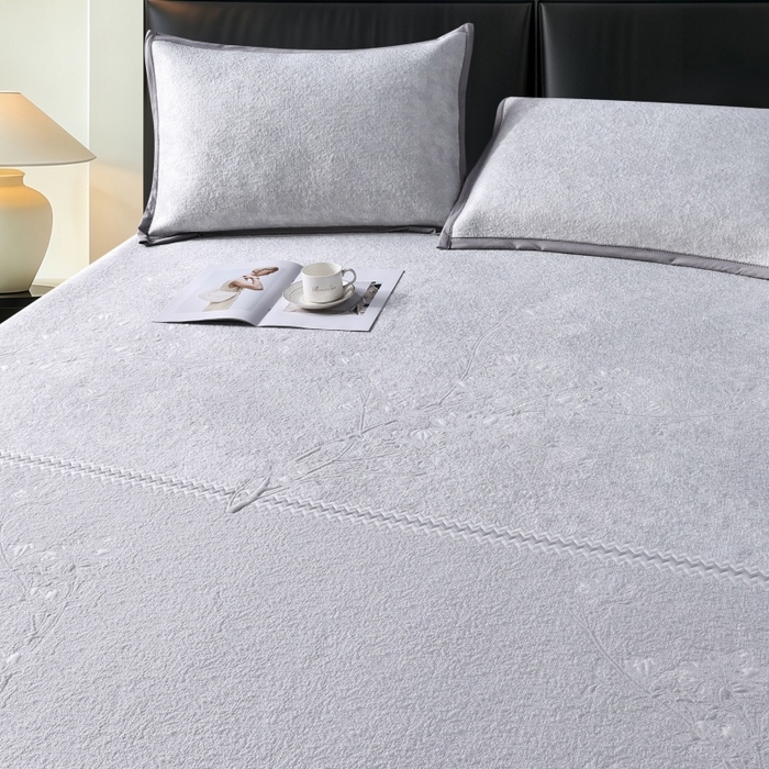 91家纺网 家纺一手货源 找家纺 雅诗帛 2026新款提花PE凉感冰丝席三件套 木兰-床笠灰