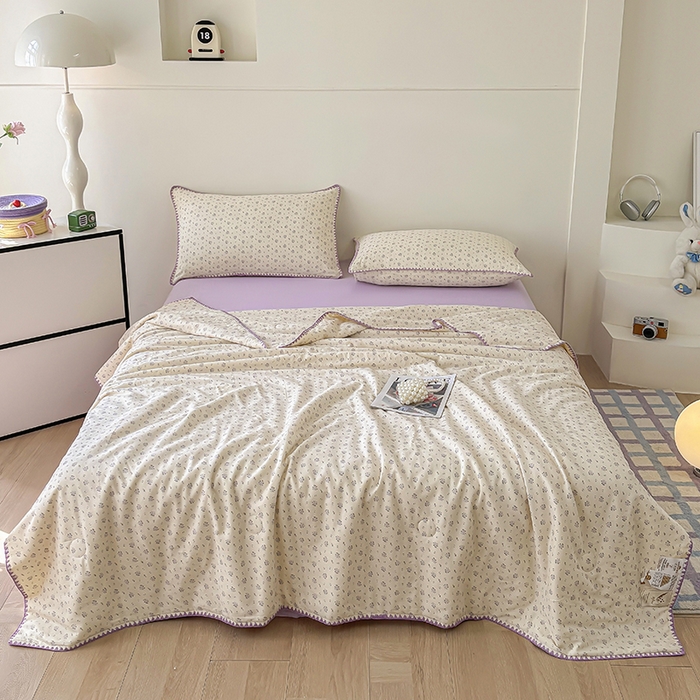 91家纺网 家纺一手货源 找家纺 爱她美家纺 2026新款A类全棉有氧双层纱大豆夏被夏凉被空调被四件套 弦上春-紫