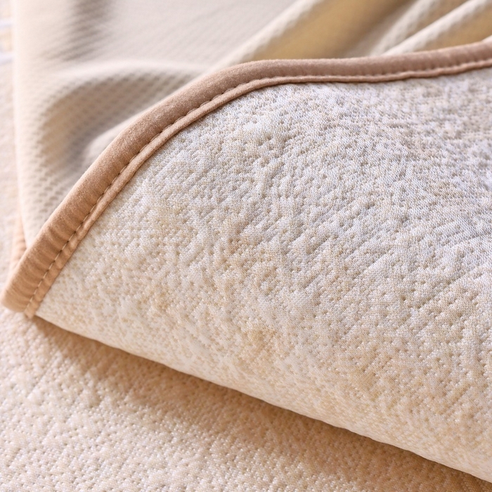 91家纺网 家纺一手货源 找家纺 雅诗帛 2026新款提花PE凉感冰丝席三件套 木兰-床笠咖