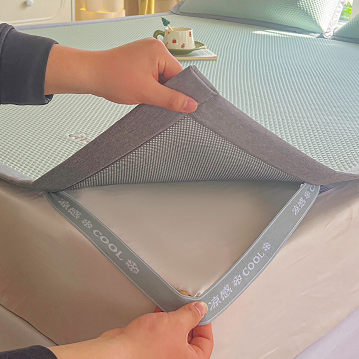 91家纺网 家纺一手货源 找家纺 女子家纺 2026新款A类乙纶冰豆豆凉感席绣花席-憨憨熊系列 憨憨熊-果绿