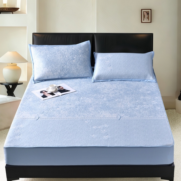 91家纺网 家纺一手货源 找家纺 雅诗帛 2026新款提花PE凉感冰丝席三件套 木兰-床笠蓝