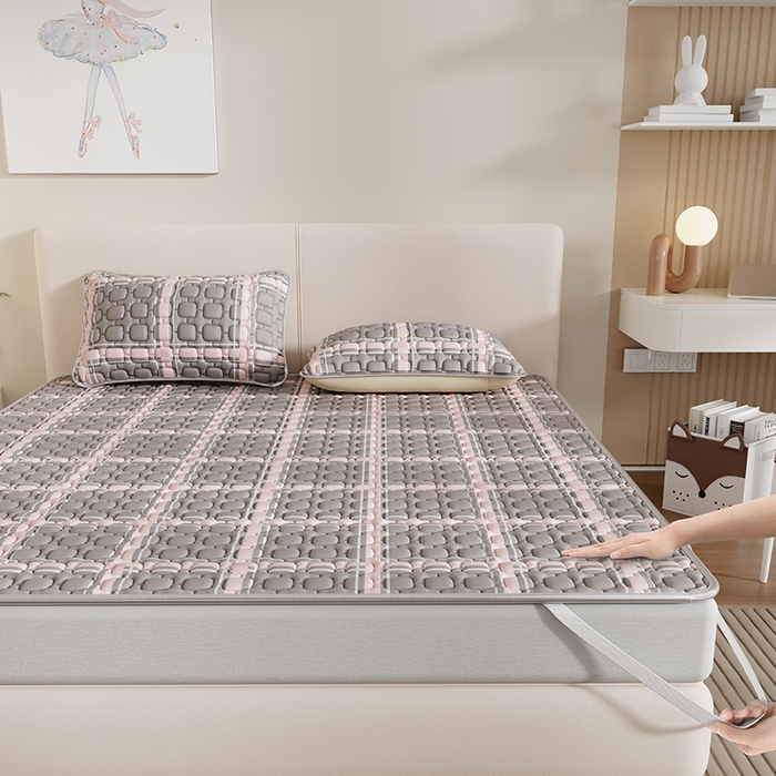 91家纺网 家纺一手货源 找家纺 世纪绒品 2026新款A类凉感条格乳胶床笠床席款凉席加厚12mm 床席款-英伦格纹