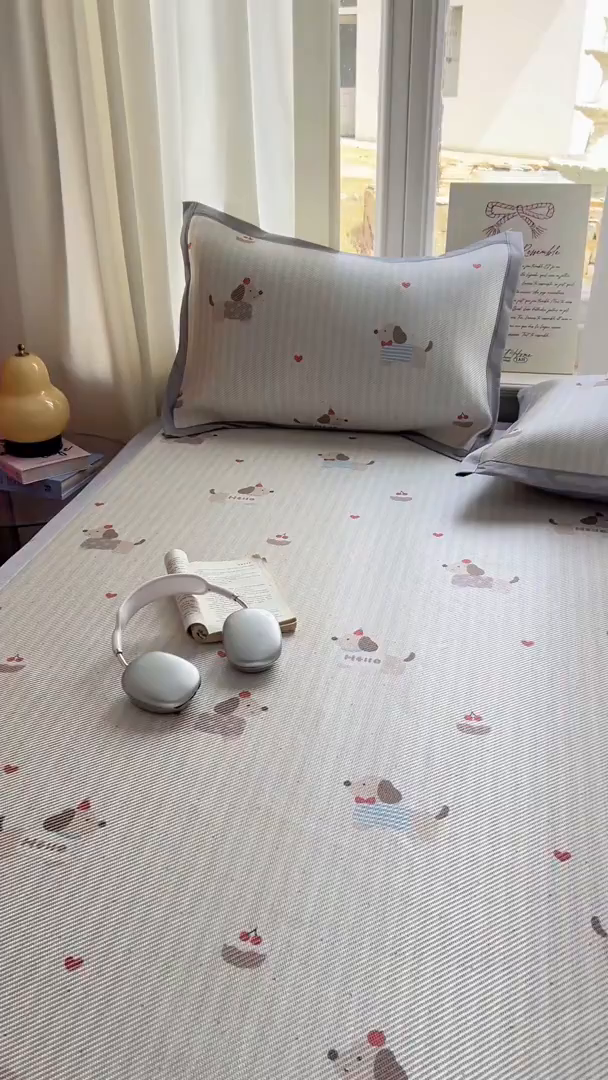 91家纺网 家纺一手货源 找家纺 川悦生活 2026新款时尚数码印花冰藤席 南岸小狗