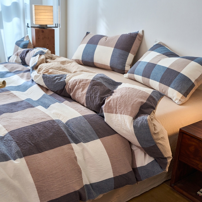 91家纺网 家纺一手货源 找家纺 春皖家纺 2026春夏新款全棉纯棉水洗棉四件套 素雅-蓝大格