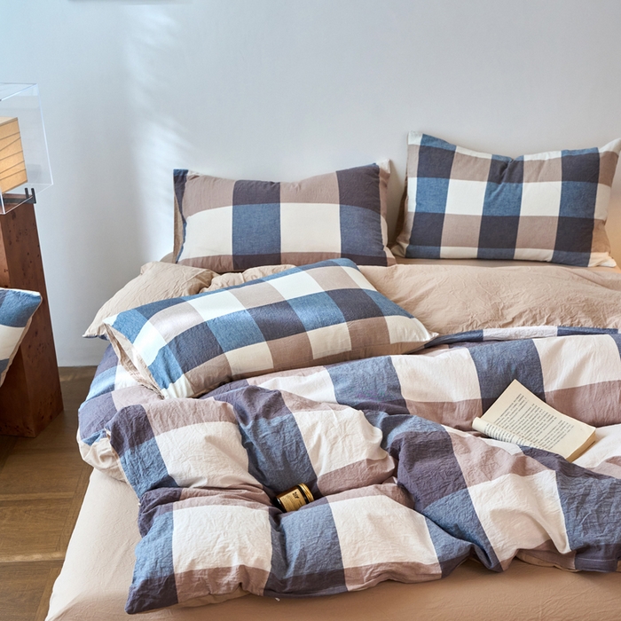 91家纺网 家纺一手货源 找家纺 春皖家纺 2026春夏新款全棉纯棉水洗棉四件套 素雅-蓝大格