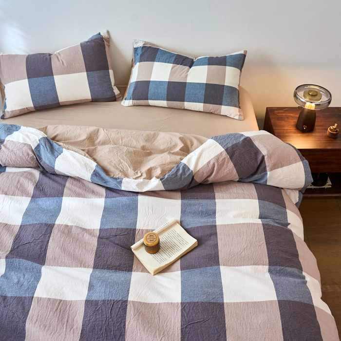 91家纺网 家纺一手货源 找家纺 春皖家纺 2026春夏新款全棉纯棉水洗棉四件套 素雅-蓝大格