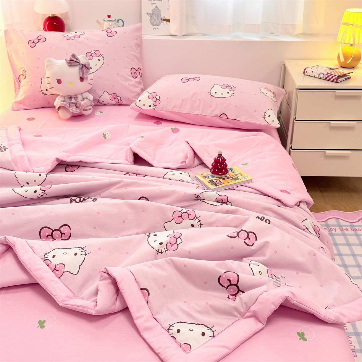 91家纺网 家纺一手货源 找家纺 （总）名兮家居 2026新款正版授权经典奥特曼全棉夏被四件套【含防伪标】