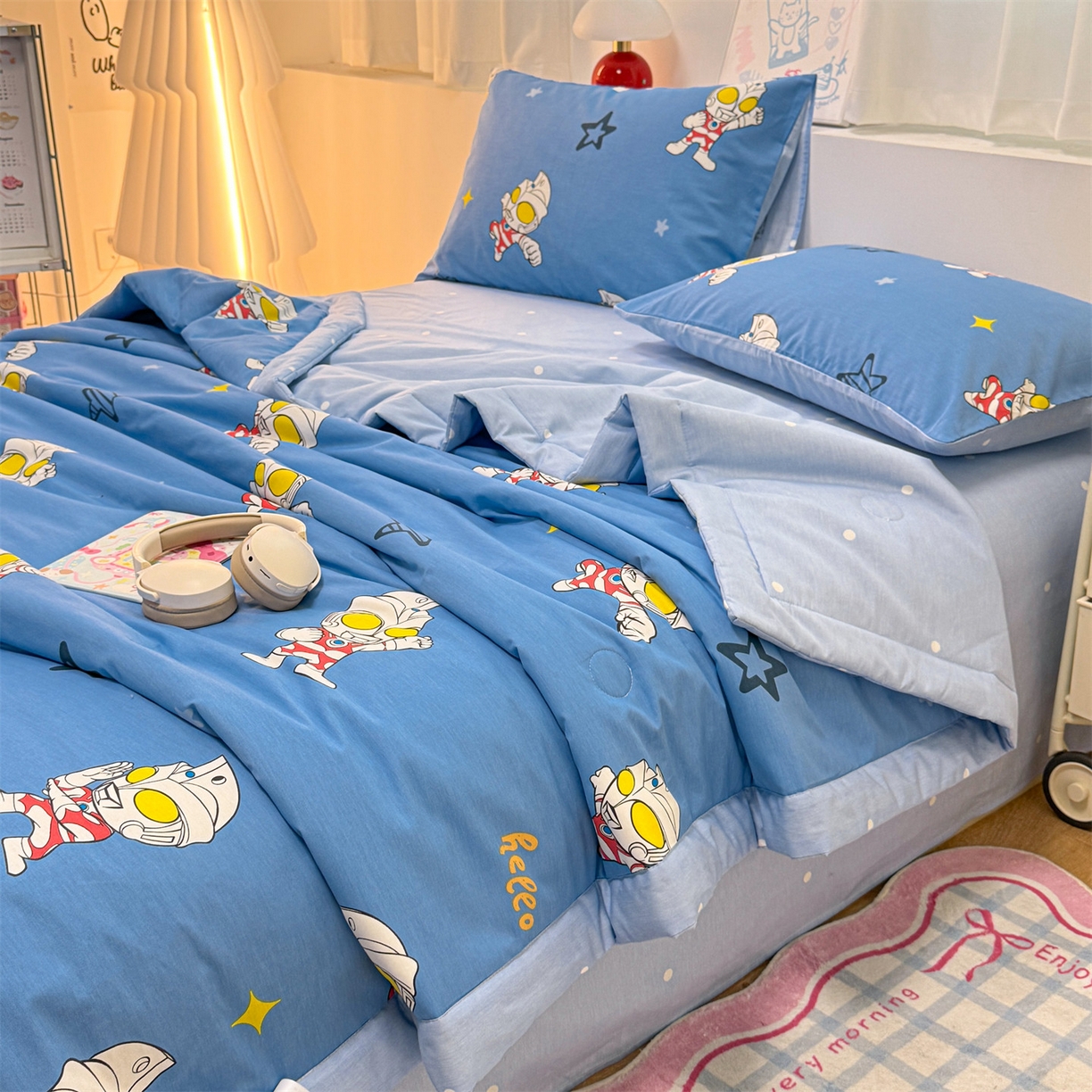 91家纺网 家纺一手货源 找家纺 （总）名兮家居 2026新款正版授权经典奥特曼全棉夏被四件套【含防伪标】