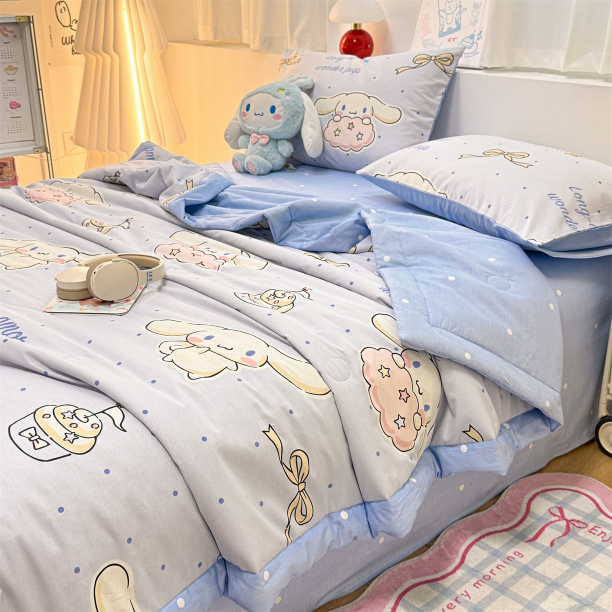 91家纺网 家纺一手货源 找家纺 名兮家居 2026新款正版授权经典奥特曼全棉夏被四件套【含防伪标】 全棉夏被-点点玉桂狗
