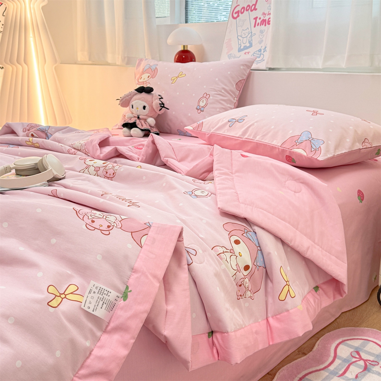 91家纺网 家纺一手货源 找家纺 名兮家居 2026新款正版授权经典奥特曼全棉夏被四件套【含防伪标】 全棉夏被-魔法美乐蒂