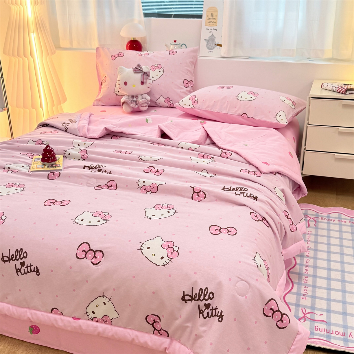 91家纺网 家纺一手货源 找家纺 名兮家居 2026新款正版授权经典奥特曼全棉夏被四件套【含防伪标】 全棉夏被-呆萌kt