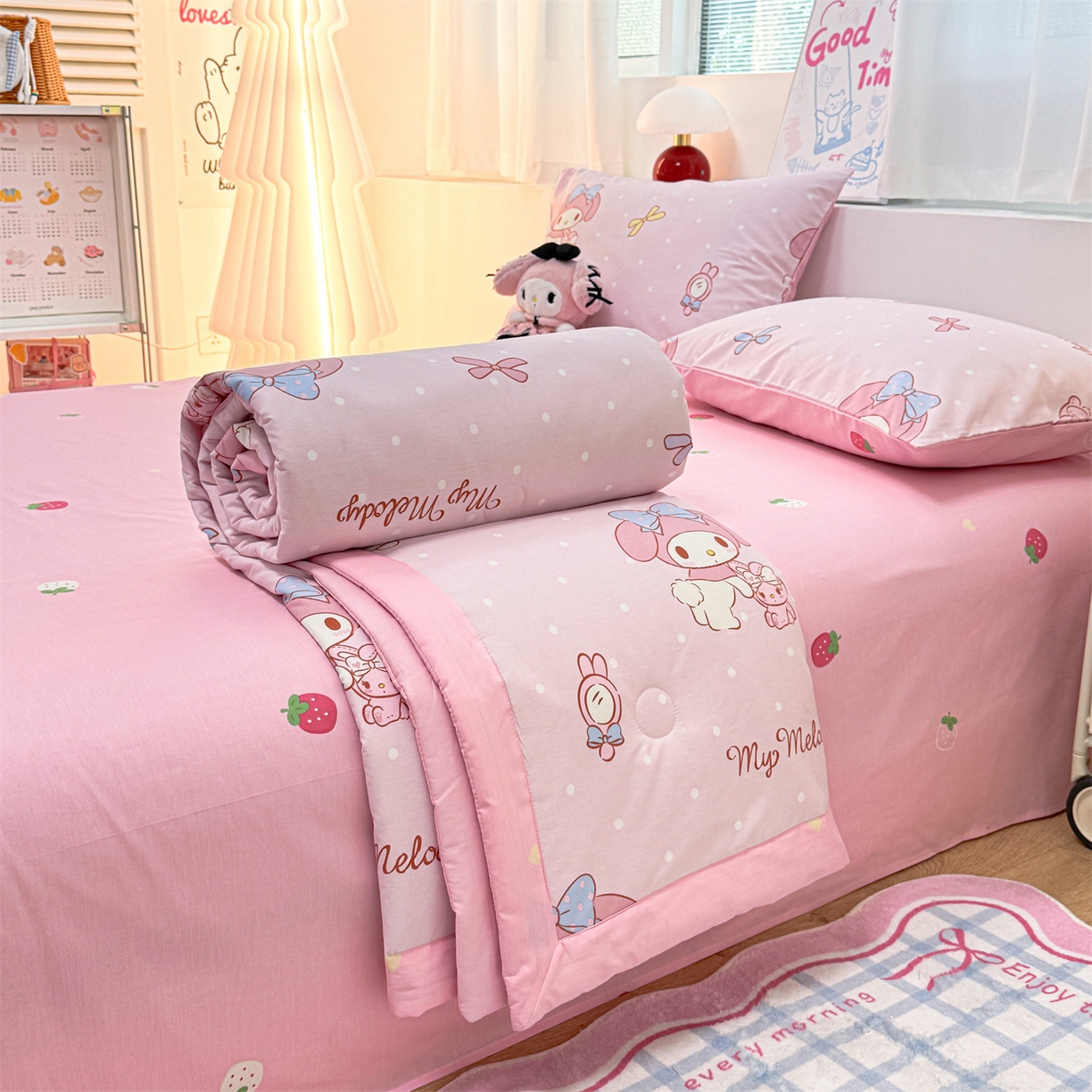 91家纺网 家纺一手货源 找家纺 名兮家居 2026新款正版授权经典奥特曼全棉夏被四件套【含防伪标】 全棉夏被-魔法美乐蒂