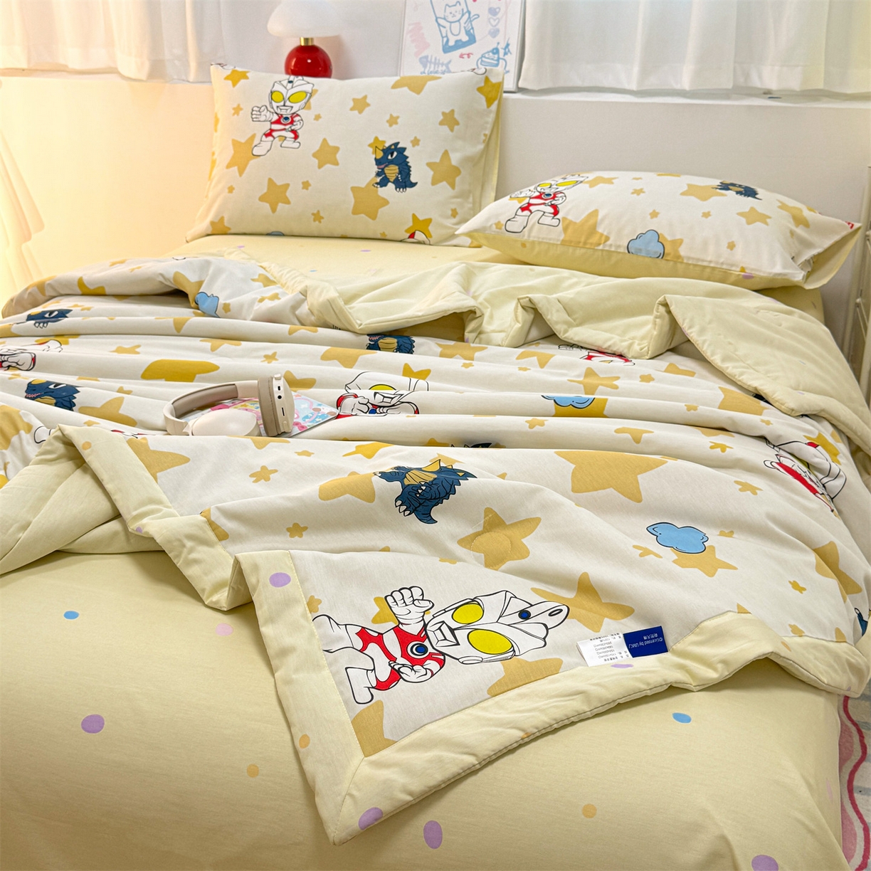 91家纺网 家纺一手货源 找家纺 名兮家居 2026新款正版授权经典奥特曼全棉夏被四件套【含防伪标】 全棉夏被-星星奥特曼
