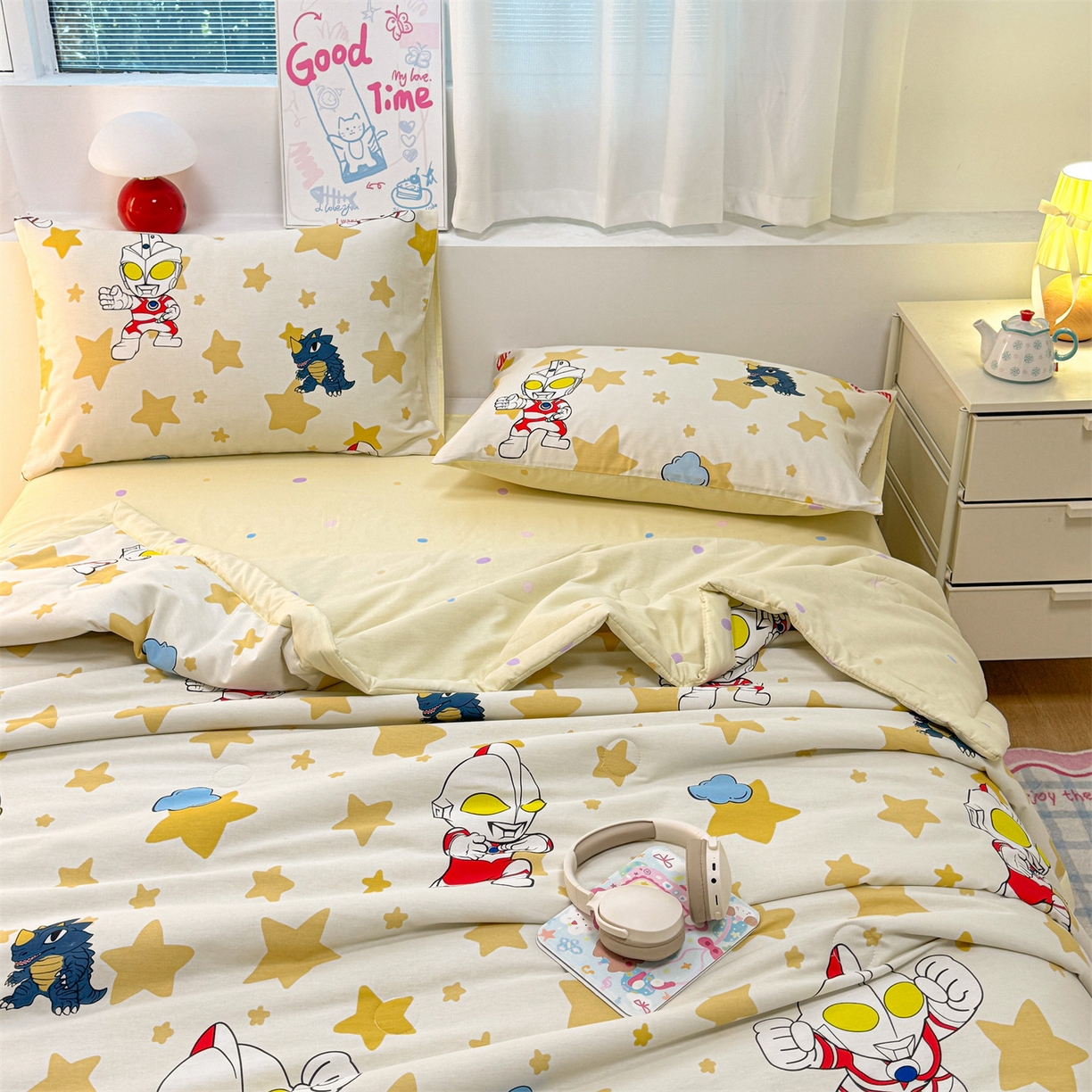 91家纺网 家纺一手货源 找家纺 名兮家居 2026新款正版授权经典奥特曼全棉夏被四件套【含防伪标】 全棉夏被-星星奥特曼