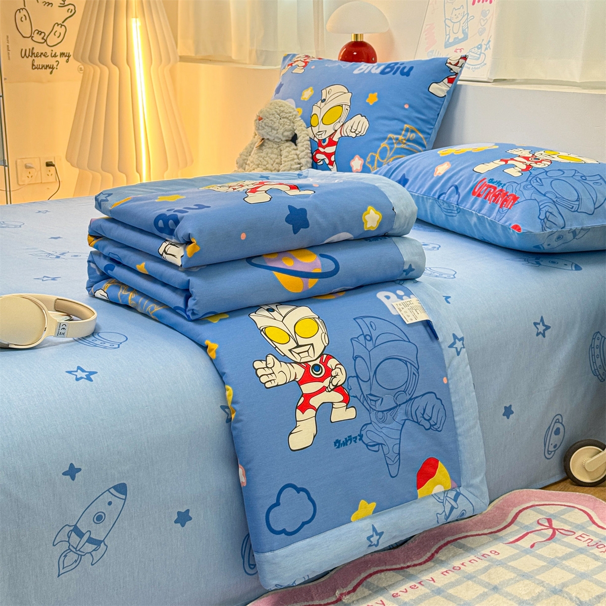 91家纺网 家纺一手货源 找家纺 名兮家居 2026新款正版授权经典奥特曼全棉夏被四件套【含防伪标】 全棉夏被-光线王子