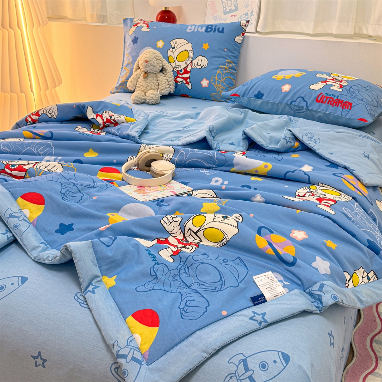 91家纺网 家纺一手货源 找家纺 名兮家居 2026新款正版授权经典奥特曼全棉夏被四件套【含防伪标】 全棉夏被-光线王子