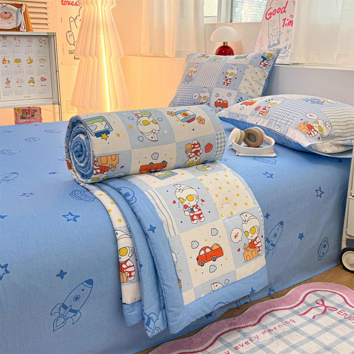 91家纺网 家纺一手货源 找家纺 名兮家居 2026新款正版授权经典奥特曼全棉夏被四件套【含防伪标】 全棉夏被-小小艾斯