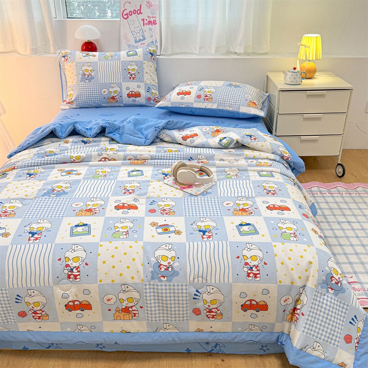 91家纺网 家纺一手货源 找家纺 名兮家居 2026新款正版授权经典奥特曼全棉夏被四件套【含防伪标】 全棉夏被-小小艾斯