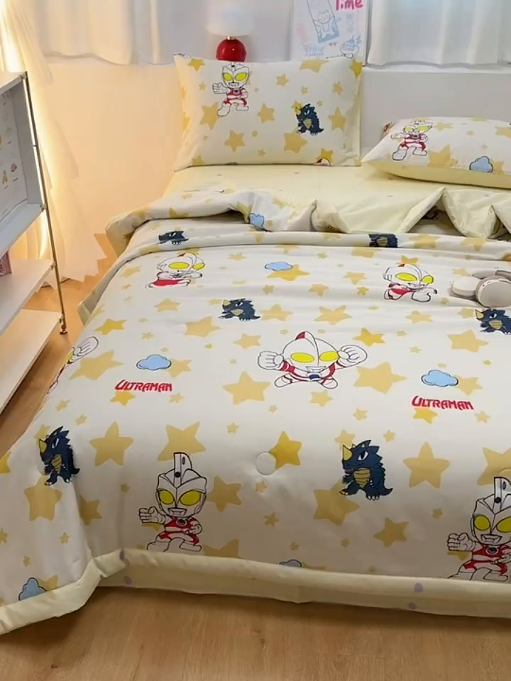 91家纺网 家纺一手货源 找家纺 名兮家居 2026新款正版授权经典奥特曼全棉夏被四件套【含防伪标】 全棉夏被-星星奥特曼