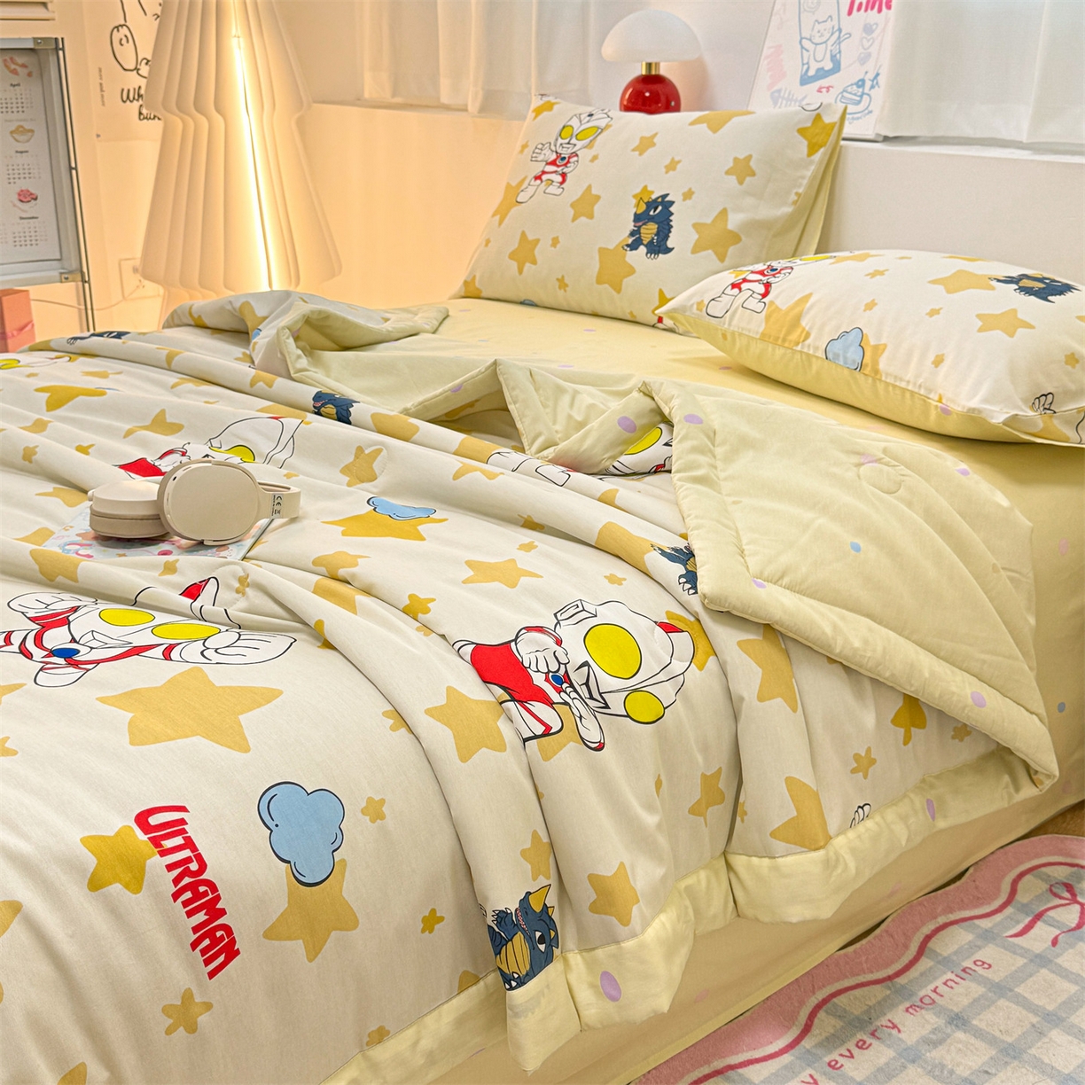 91家纺网 家纺一手货源 找家纺 名兮家居 2026新款正版授权经典奥特曼全棉夏被四件套【含防伪标】 全棉夏被-星星奥特曼