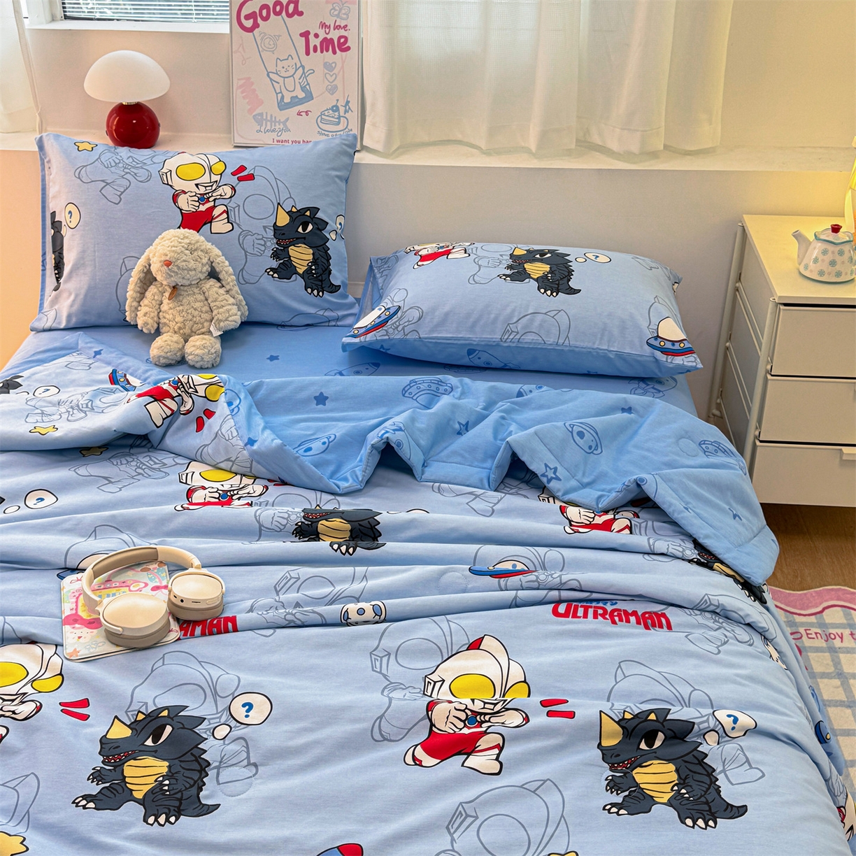 91家纺网 家纺一手货源 找家纺 名兮家居 2026新款正版授权经典奥特曼全棉夏被四件套【含防伪标】 全棉夏被-奥特勇士