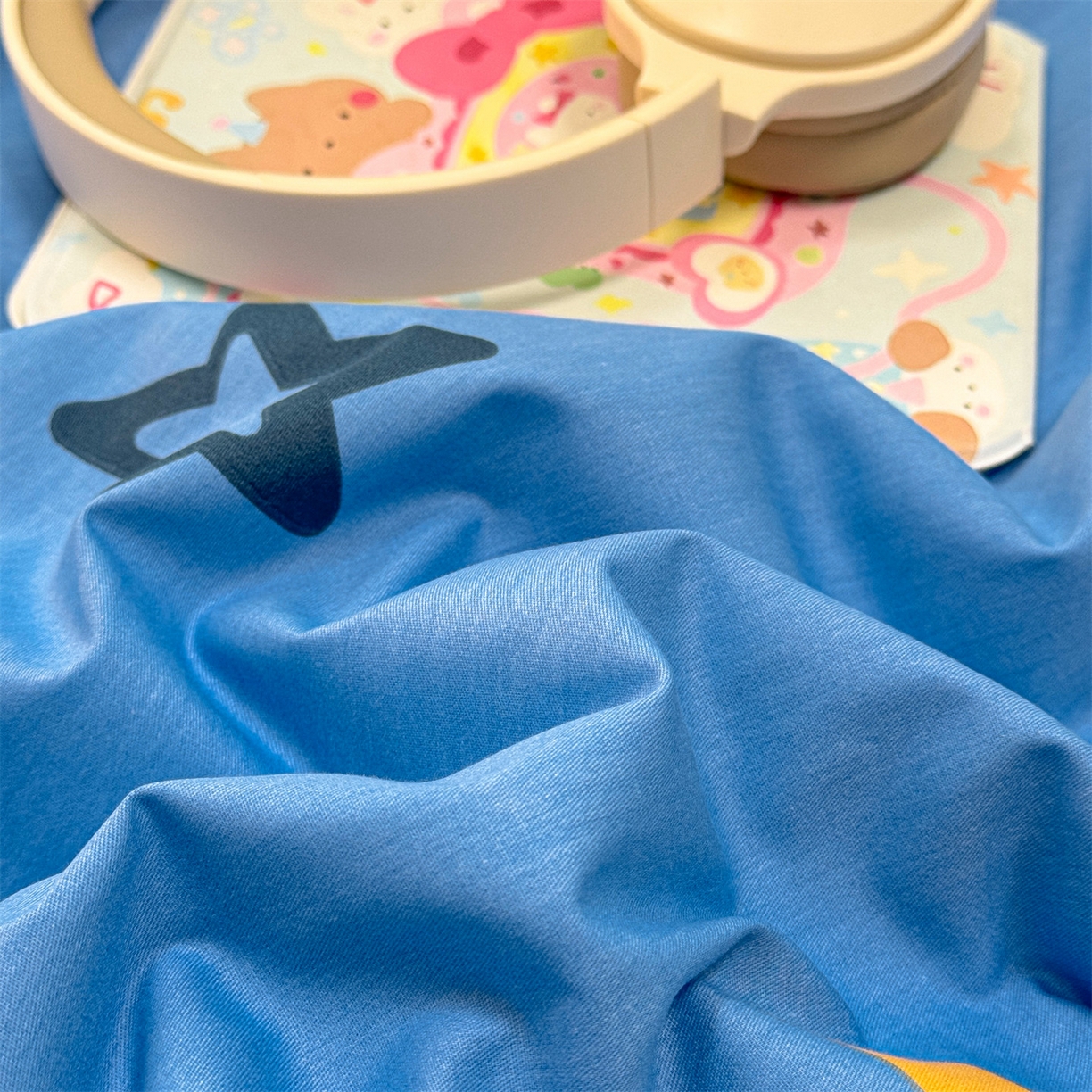 91家纺网 家纺一手货源 找家纺 名兮家居 2026新款正版授权经典奥特曼全棉夏被四件套【含防伪标】 全棉夏被-艾斯奥特曼