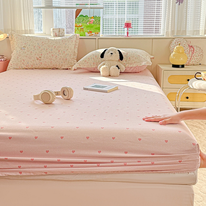 91家纺网 家纺一手货源 找家纺 依庭 2026新款12868全棉纯棉印花床笠甜莓手记